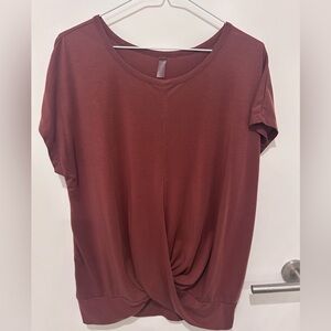 Hyba Twist Front Short Sleeve Active Top | Size M